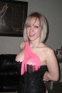 , 23  female escort, moncton